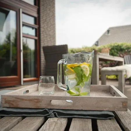 Modern Holiday Home Located Against The Dunes Between Schoorl And Bergen Дом отдыха