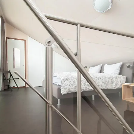 Modern Holiday Home Located Against The Dunes Between Schoorl And Bergen Схорл