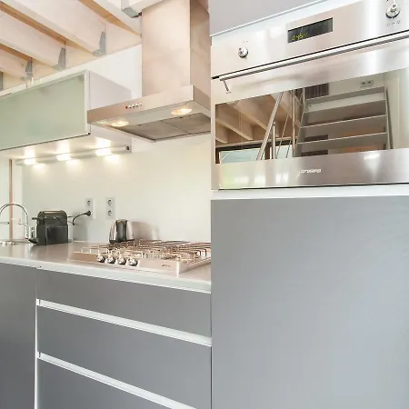 Дом отдыха Modern Holiday Home Located Against The Dunes Between Schoorl And Bergen *